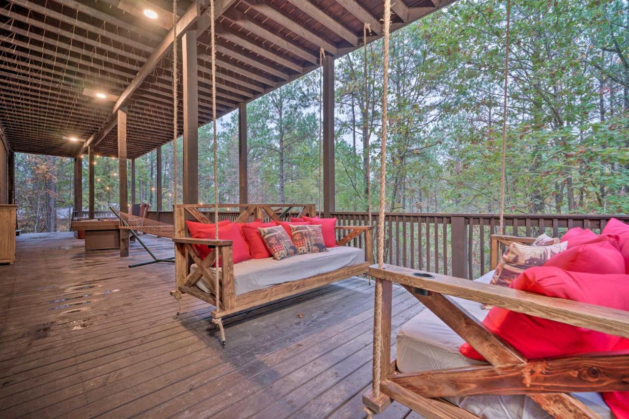 Broken Bow Cabin Deck With Hot Tub And Pool Table! Kültér fotó